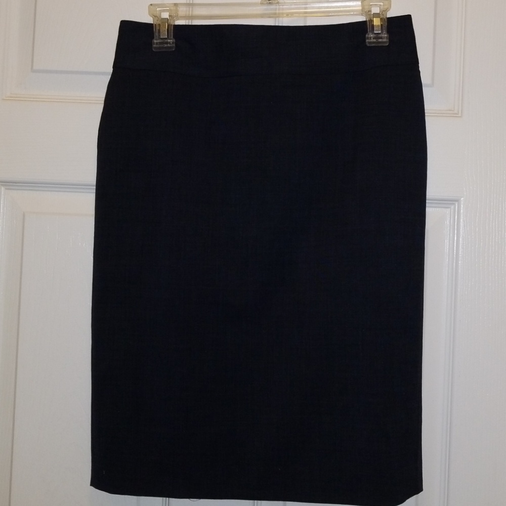 Banana Republic Grey/ Blue Skirt